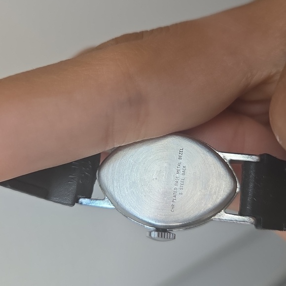 Vintage Timex Watch - Picture 3 of 6